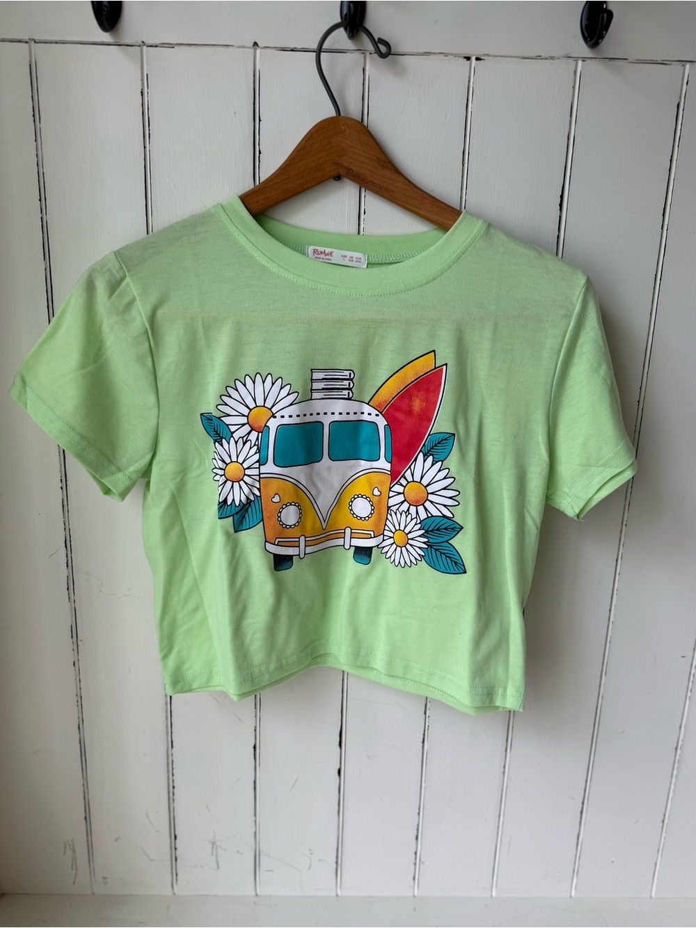 ROMWE Graphic Cropped Tee